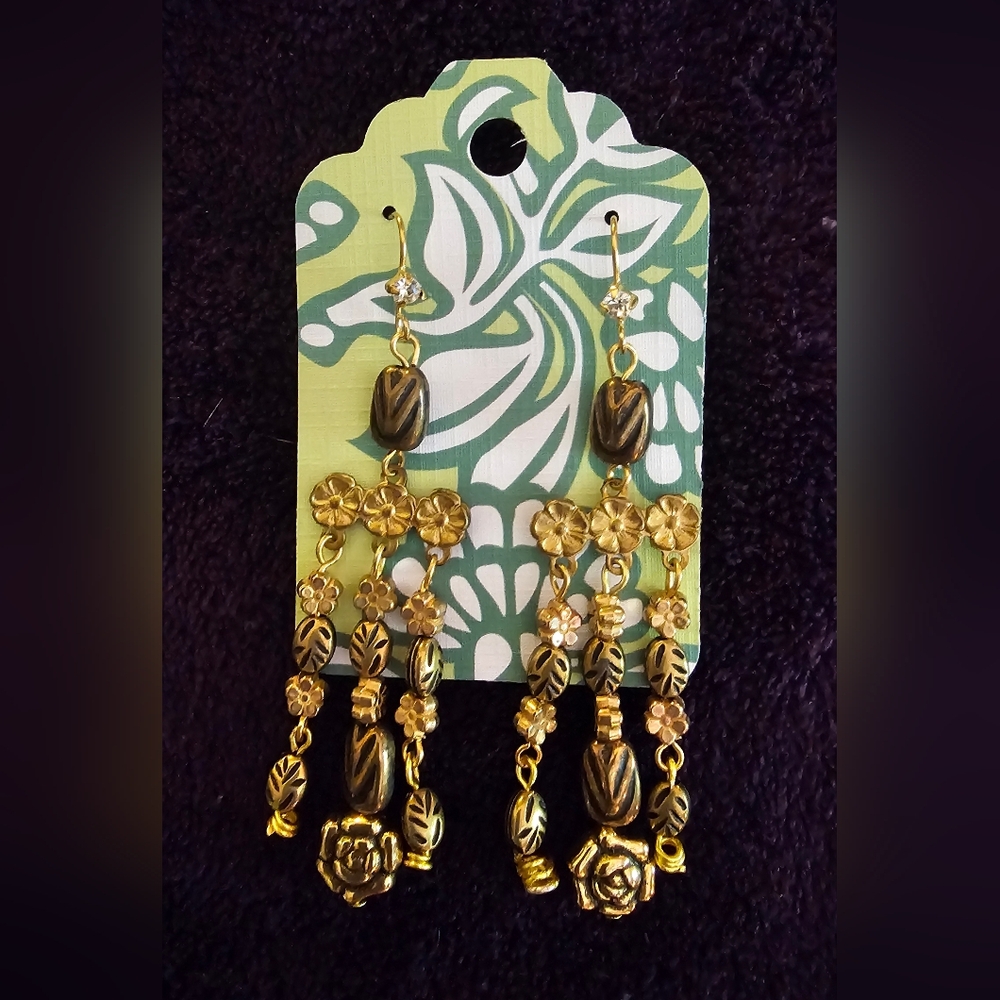 Chic Gold and Black Floral Drop Earrings